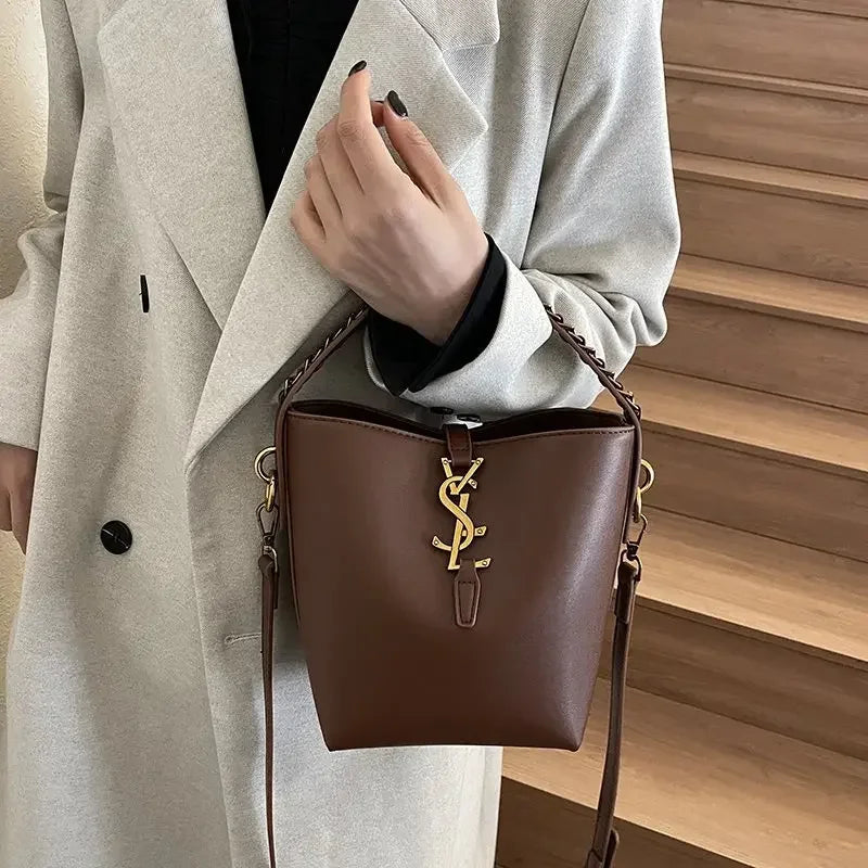 Luxury Bucket Bag, High - End Niche Design, Fashionable Shoulder Messenger Style