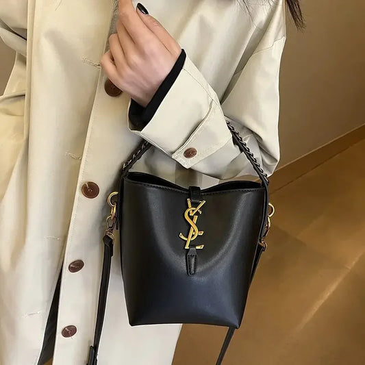 Luxury Bucket Bag, High - End Niche Design, Fashionable Shoulder Messenger Style